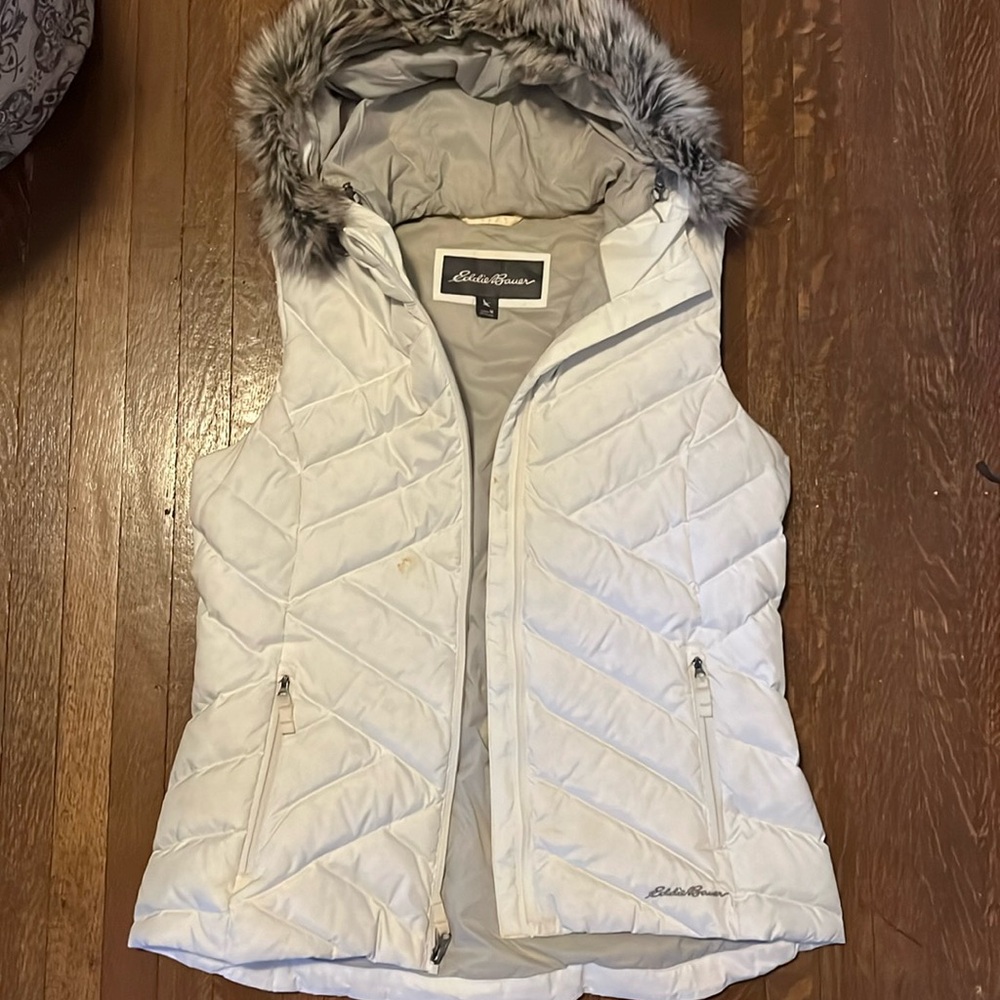 Eddie Bauer fur hood puffer vest, white.
